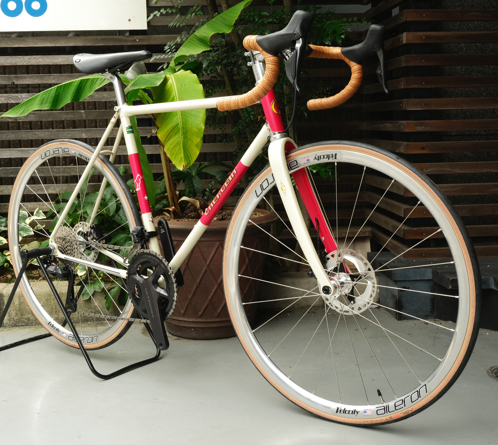 完成！CHERUBIM R2 Disc | whoo bicycles