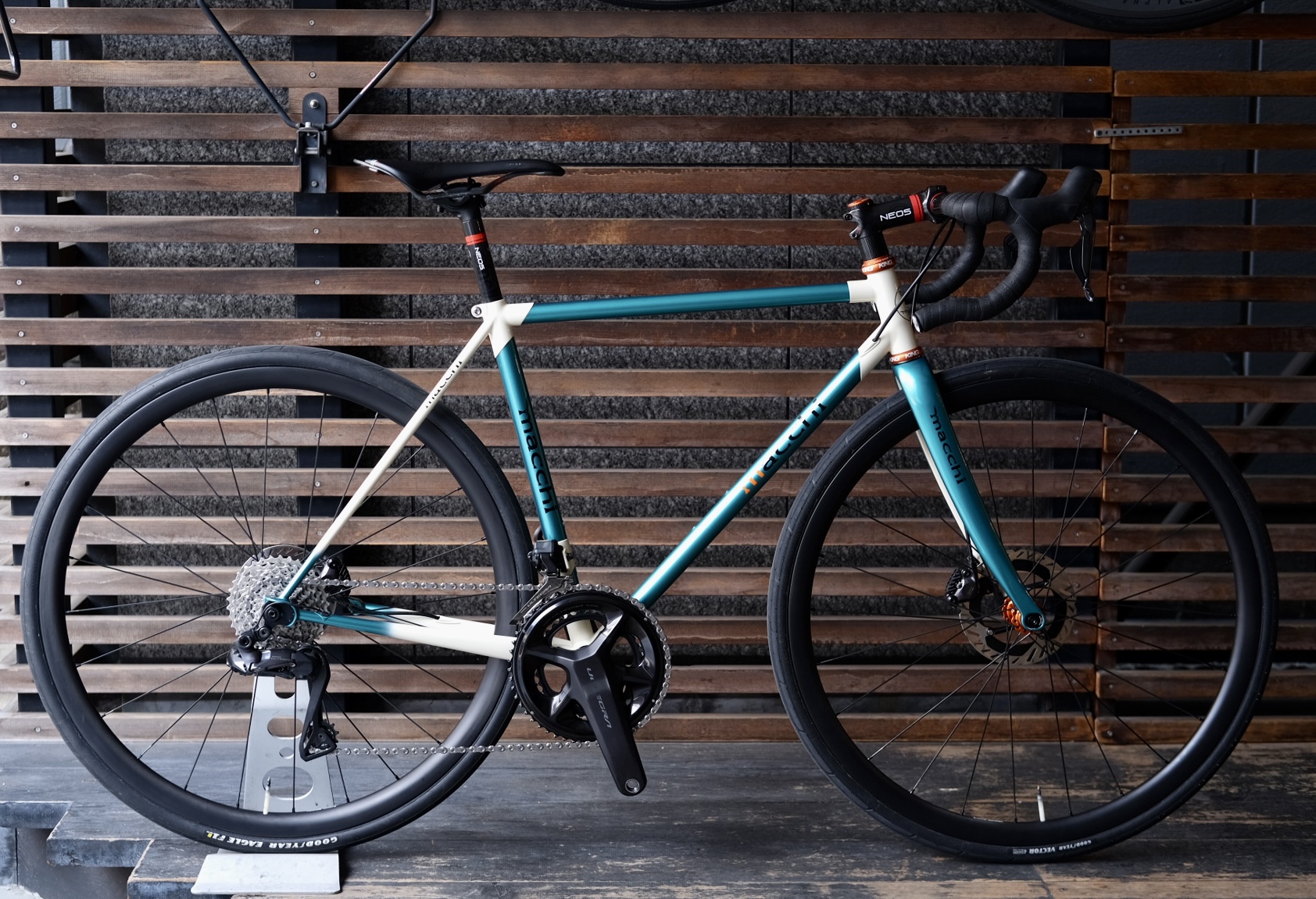 □Macchi cycles 滋賀マッキサイクル CODE3 オーダーチタン